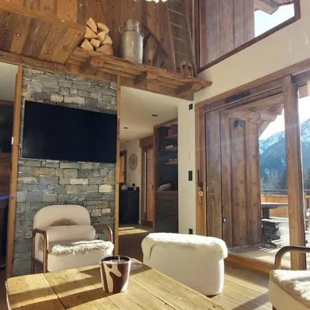 Chalé L'echappee - D'exception Avec Sauna, 7 7 Salles De Bain, Terrasses, Jardin Et Vues Sublimes, Skiroom, Proche Telecabine La Plagne